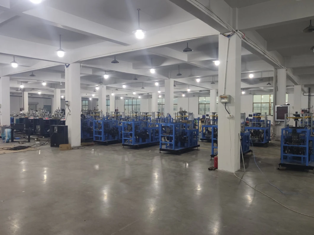 As bandejas automáticas dos copos da lancheira de papel ensacam a caixa de papel da máquina do fabricante que forma o fabricante da máquina