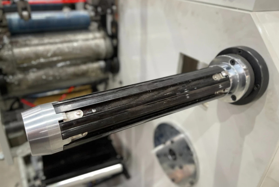 Máquina de impressão flexográfica de etiqueta de papel em rolo de 1 cor, secador de infravermelho e solvente de tinta