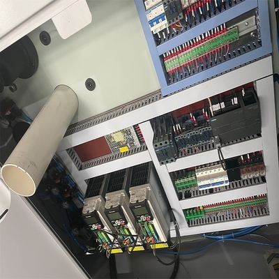 Máquina de corte servo 30 totalmente automático da tensão três - 450g 1300mm