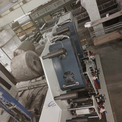 A máquina de impressão de alta velocidade de Flexo para a eficiência máxima, imprimindo a cor é whitle, fita, papel de embalagem, tinta