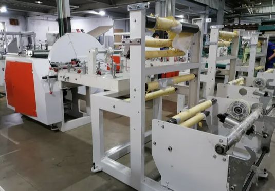 Máquina de impressão flexográfica personalizada e versátil de alta velocidade com alta resolução