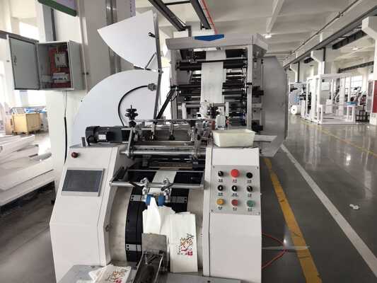 Impressora de papel flexível CMYK Máquina de fabricação de sacos de compras 50Hz 60Hz Fornecimento de energia Potência total 15 KW Adequado para embalagens de grande escala
